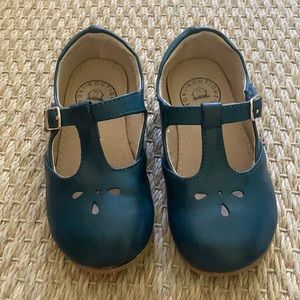 Toddler dress shoes